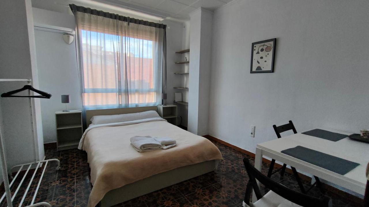 Pension Benavente Ap-7 3Min Coche Playa 5 Min Self Check-In 24H Moncófar Exterior foto
