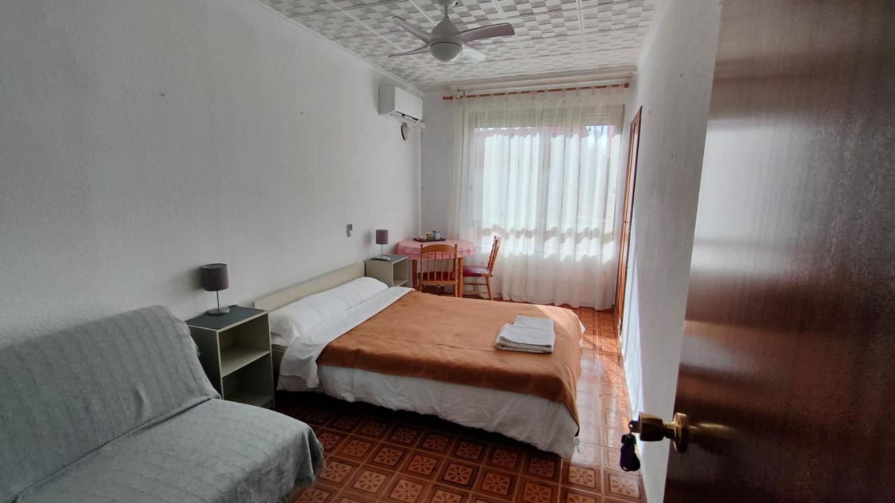 Pension Benavente Ap-7 3Min Coche Playa 5 Min Self Check-In 24H Moncófar Exterior foto